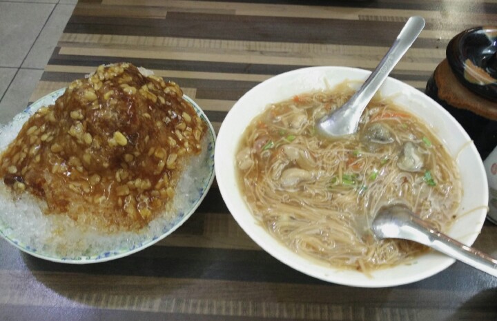 Tatung Chang mee sua and shaved ice dessert with green bean topping